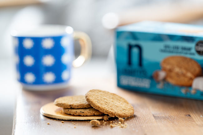 Under 200 kcal box of healthy snacks delivered straight to your door all over the UAE | Nairn's Oat Biscuits | the360mix